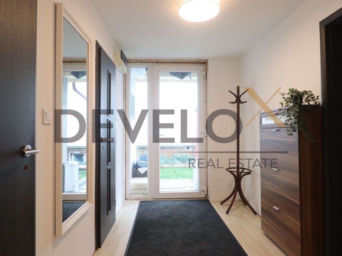 Na predaj dva byty v priestrannom dome – Ivanka pri Dunaji - 6