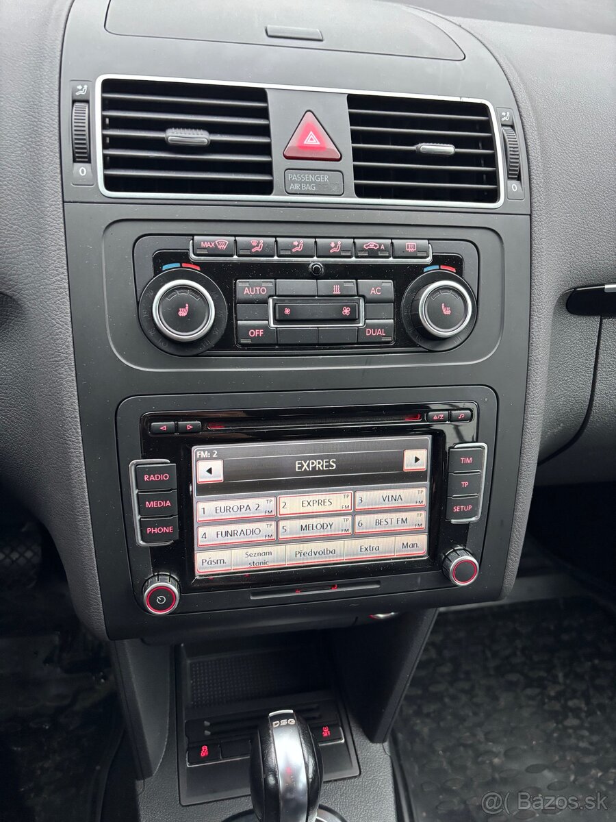 Volkswagen Touran 2.0tdi , 125kw - 6