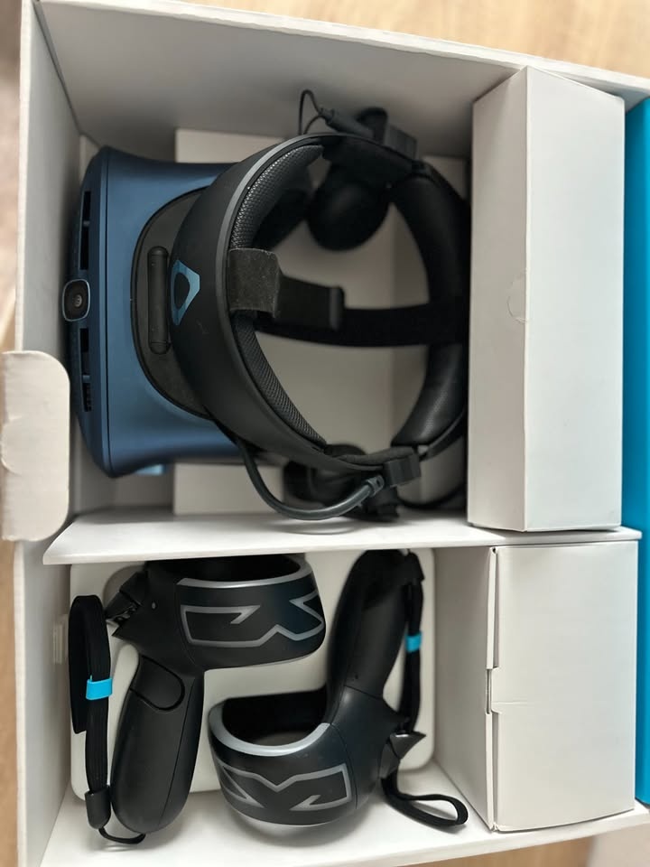 Predám HTC Vive Cosmos VR headset – ako nový - 6