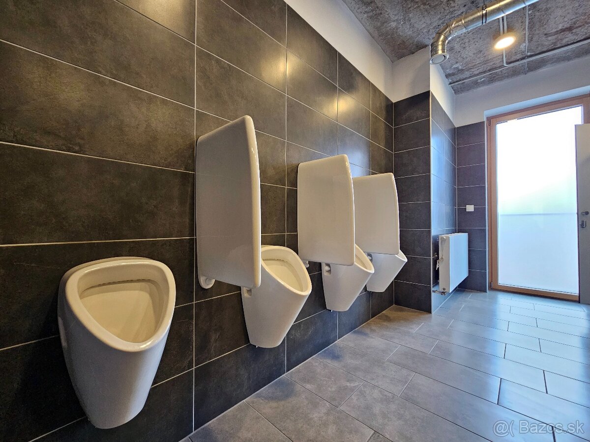 Kancelárske a obchodné priestory, Dominikánske námestie, KE - 6