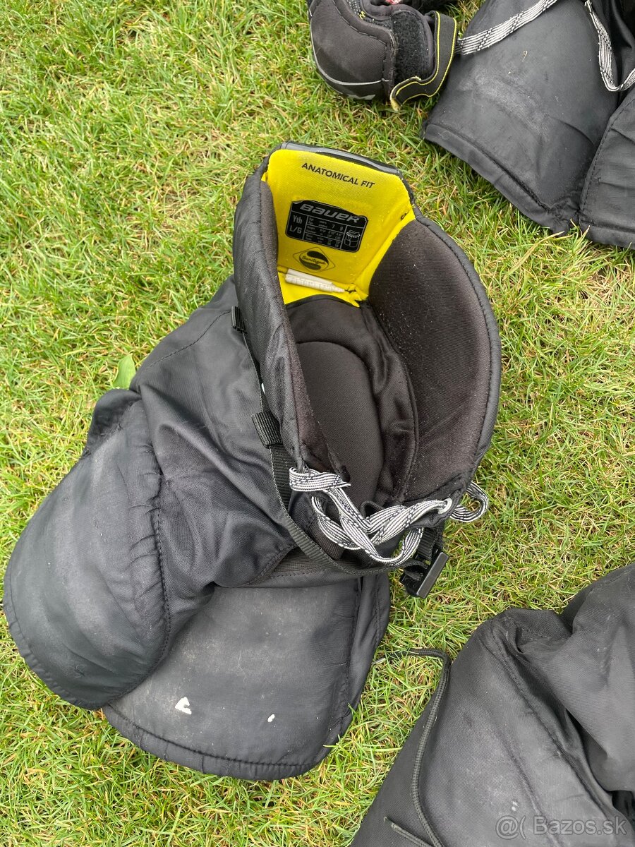 Predám hokejové veci - 6