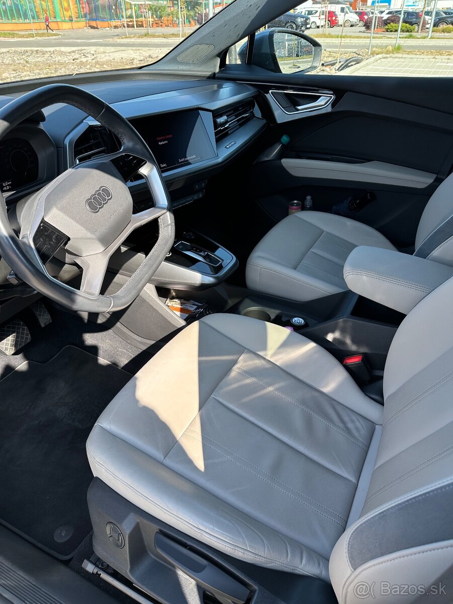 AUDI Q4 - 6
