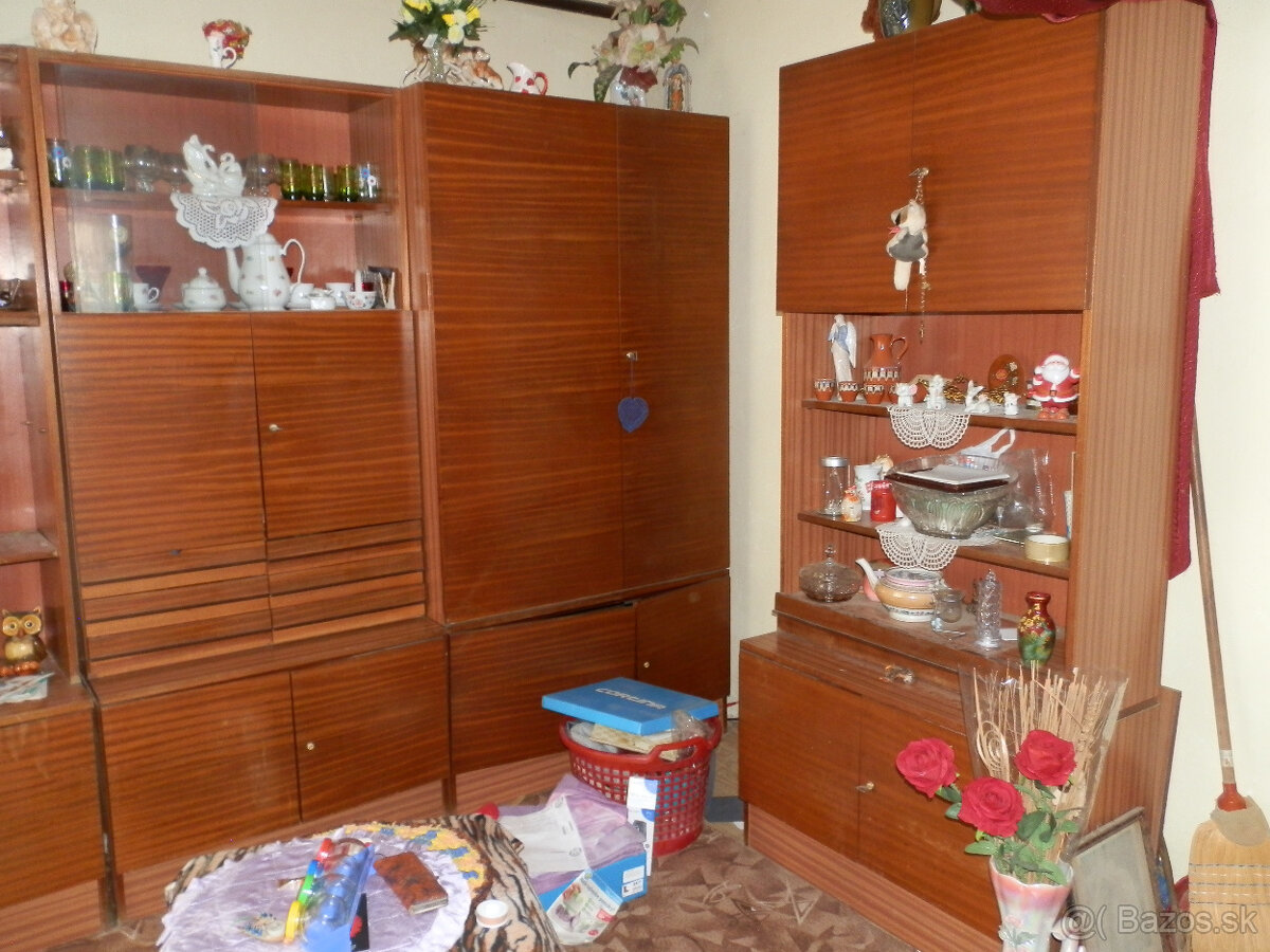 ZNÍŽENÁ CENA Rod. dom Lovinobaňa, 400 m2 - 6