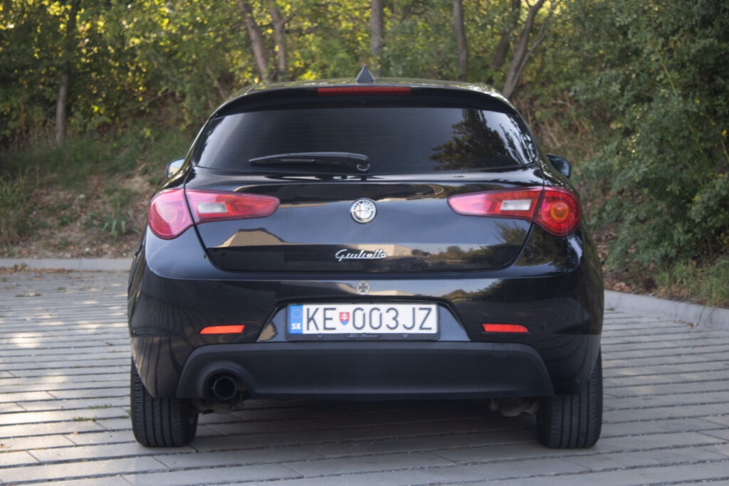 Alfa Romeo Giulietta (2015) - 6