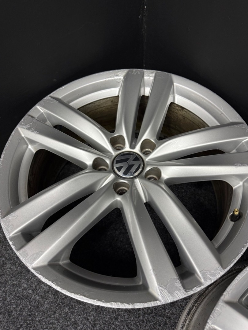 Alu VW 5x112 18” 3AA601025H - 6