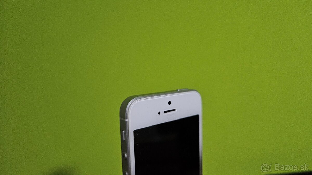 Apple iPhone SE - nálezový stav - 6