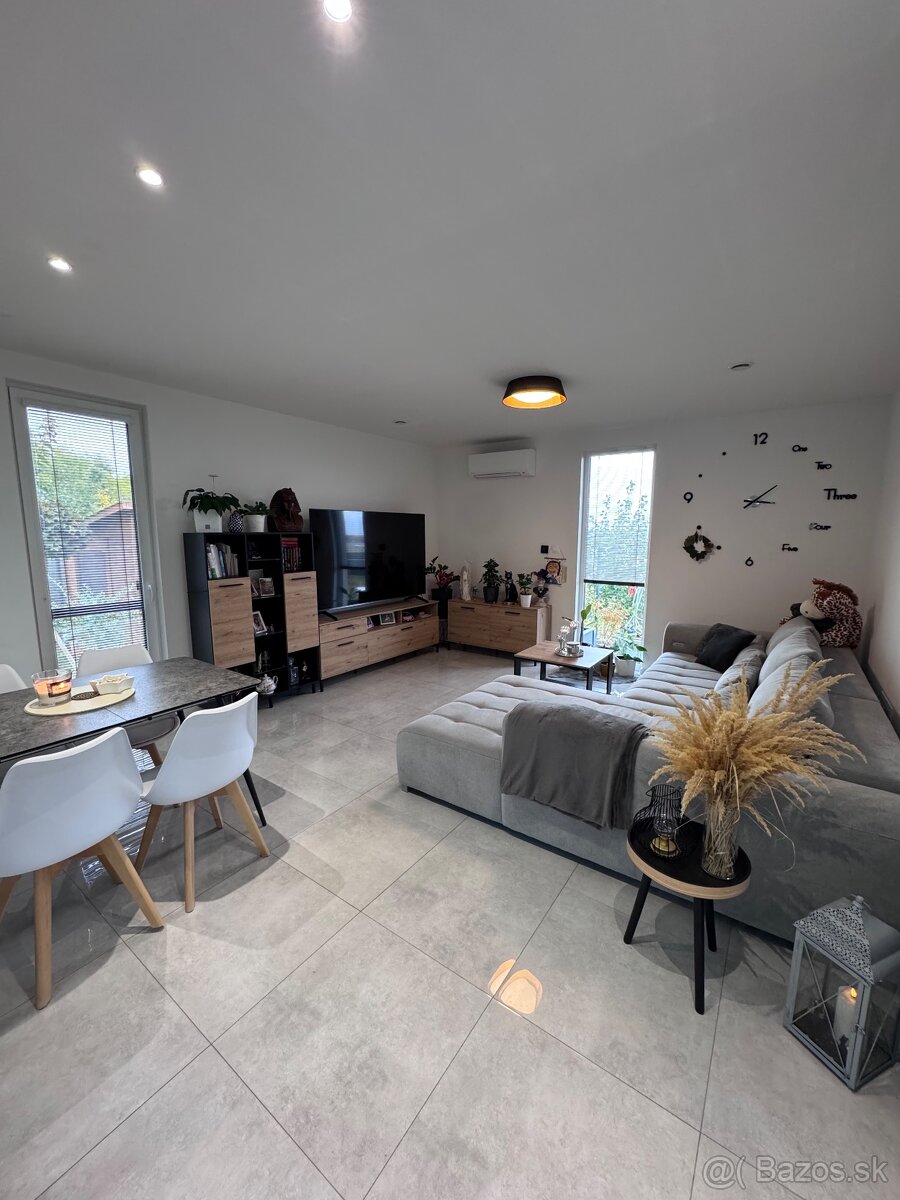 REZERVOVANÝKrásna 4 izbová novostavba Malý Lapáš - 6