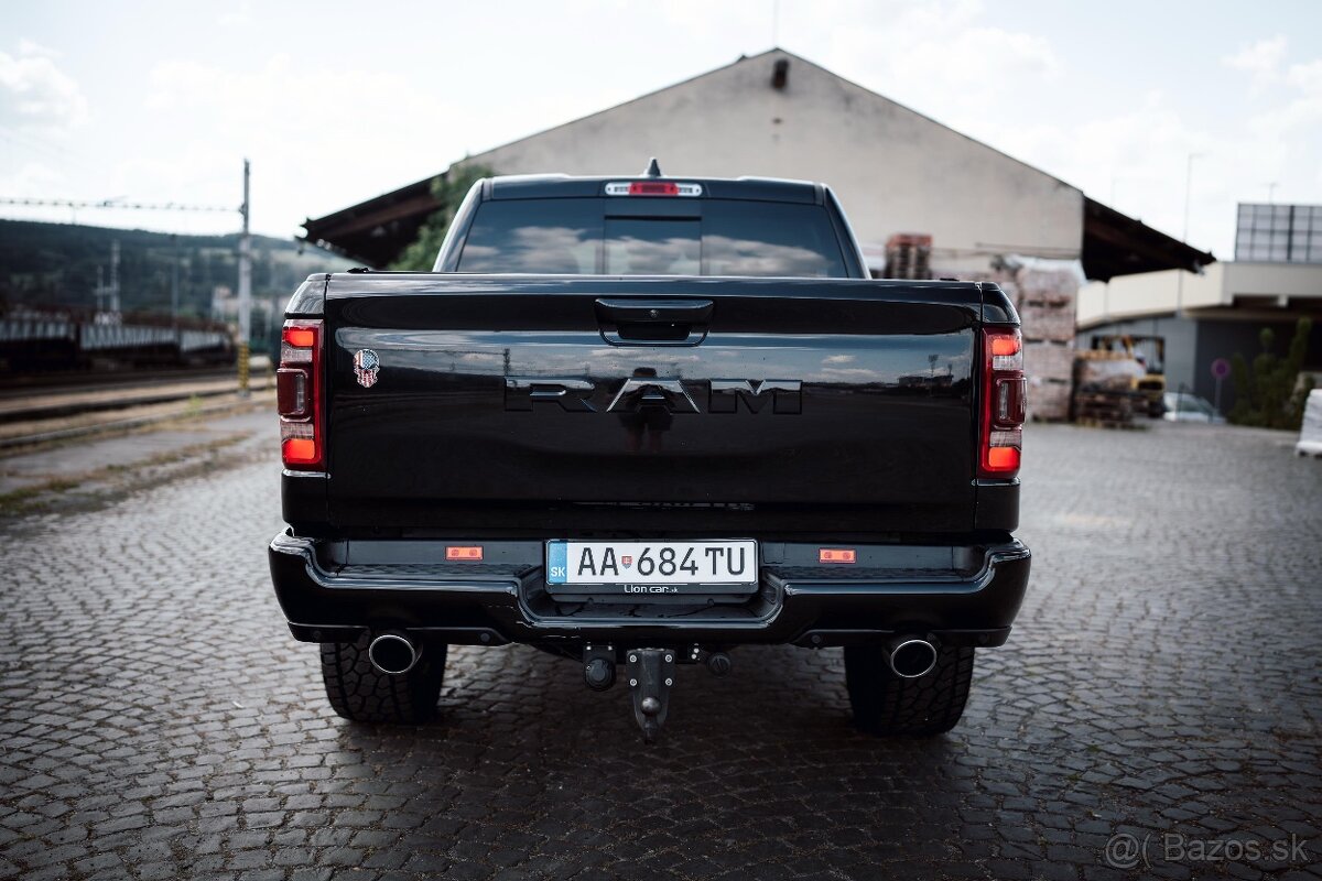 DODGE RAM 1500 Limited V8 - 6