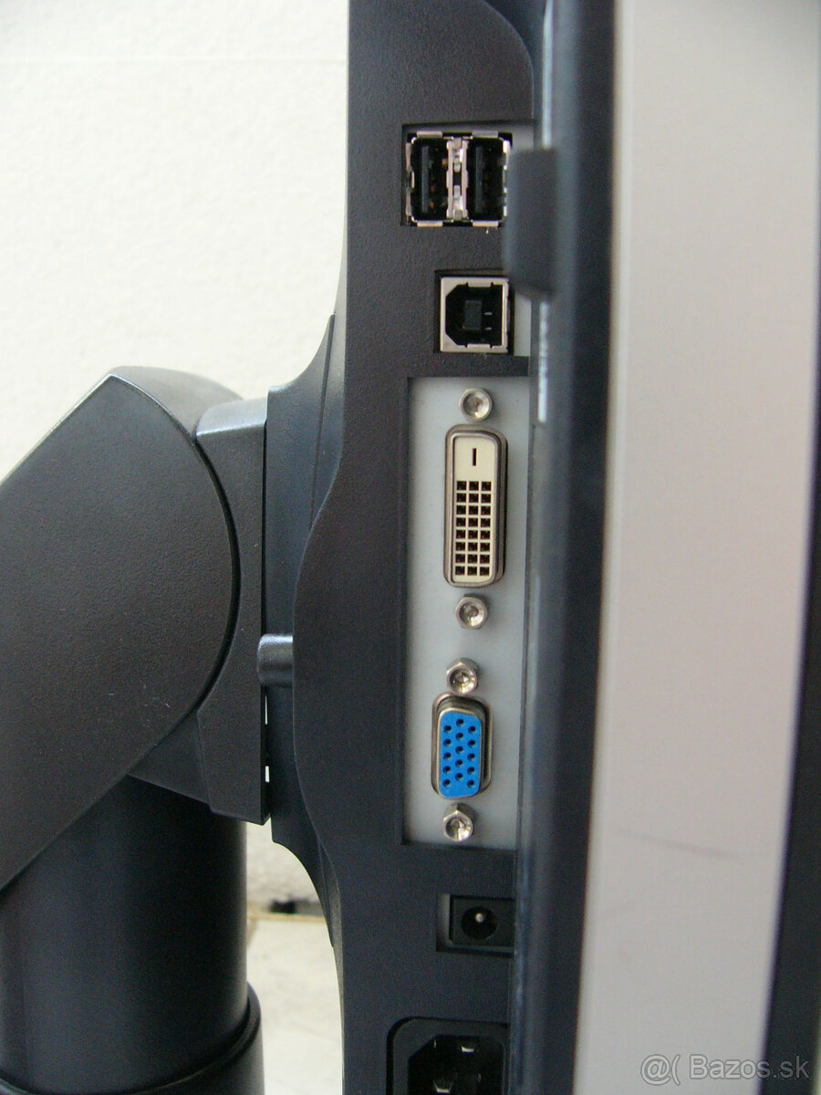 Predám DELL 17fpt - 6