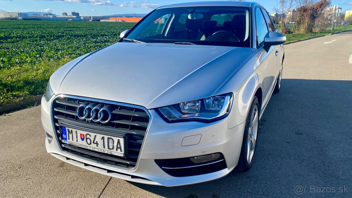 Audi A3 sportback 1,6 TDI 77kw Automat 7.st - 6