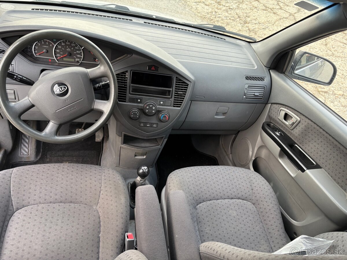 Kia Carens 2.0 Diesel Dovoz - 6