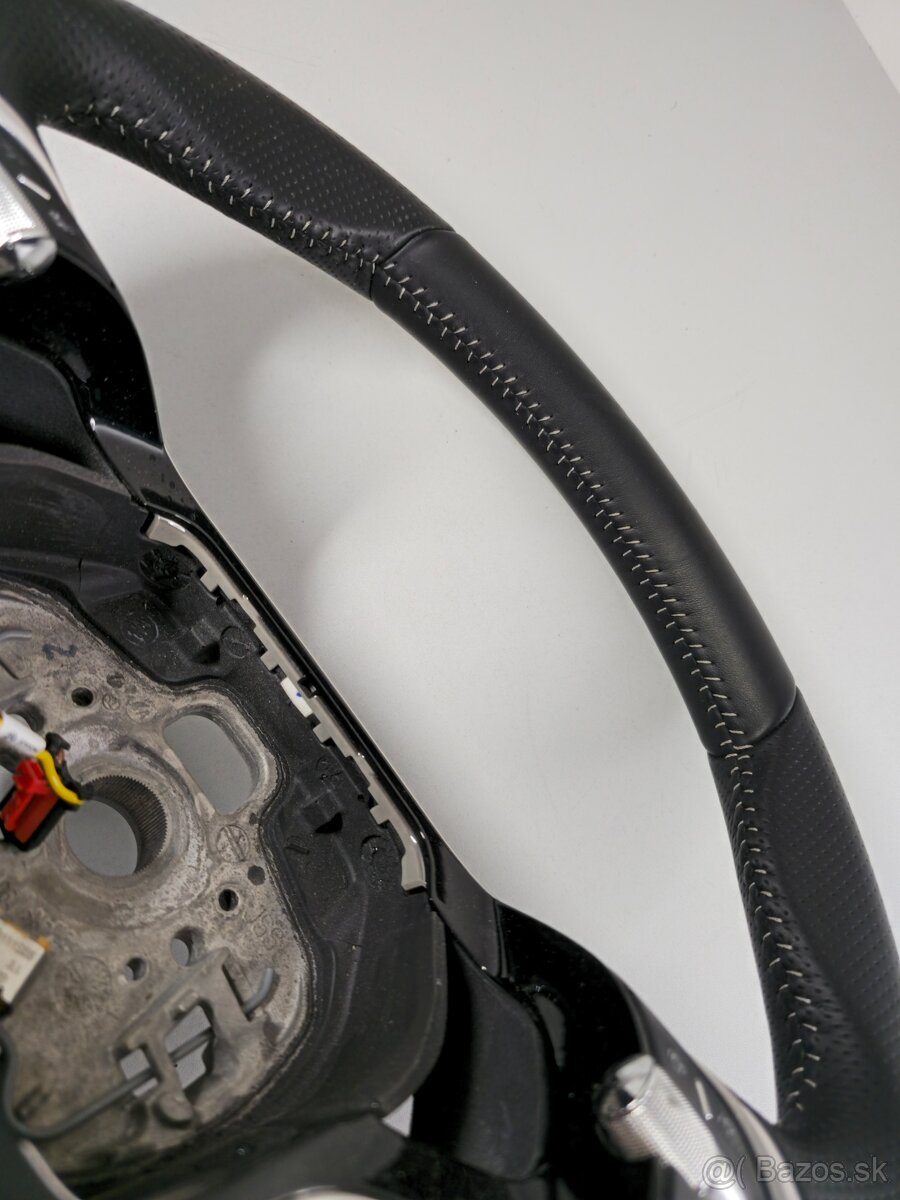 ŠKODA RS IV kožený volant f1 - 6