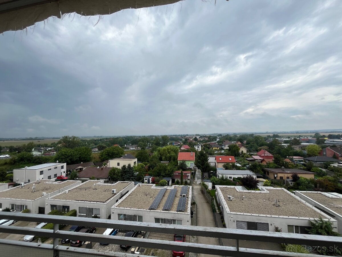 Slnecny 2-izbovy byt s parkovacim miestom - 6