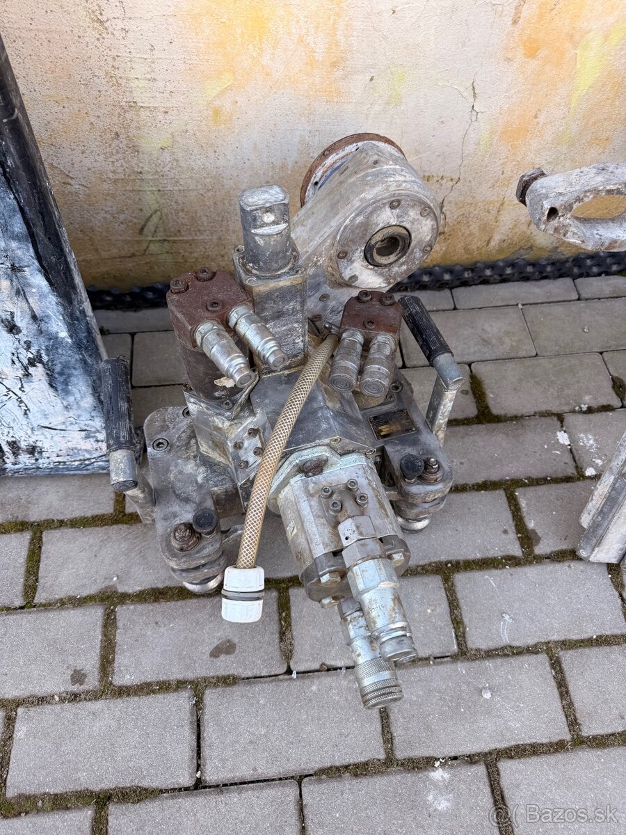 Predám stenovú pílu - 6