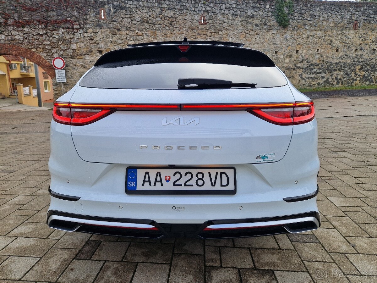 Kia ProCeed 1.5 T-GDi GT-Line A/T - 6