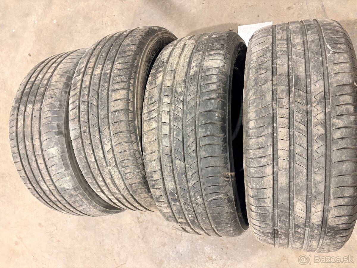 Letné pneumatiky 235/55 R17 - 6
