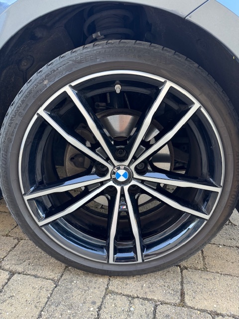 BMW 320d Touring mHEV, XDrive, A8, 140kW - 6