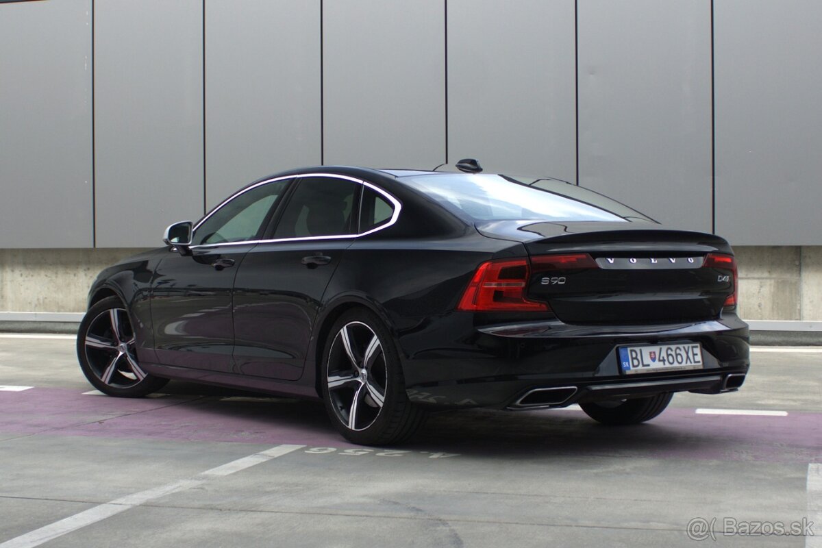 Volvo S90 D4, R-design, 140kw, AWD, AT8 - 6