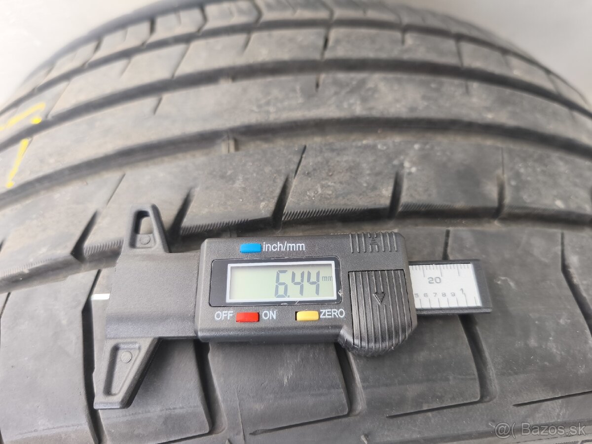 255/35 R20 dot 0724 - 6