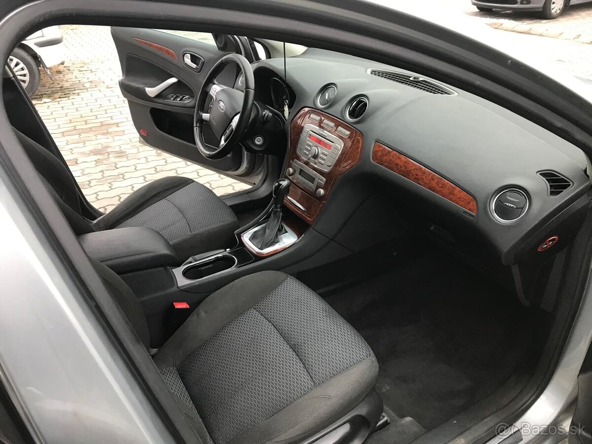 Predam Ford mondeo IV combi A/T - 6
