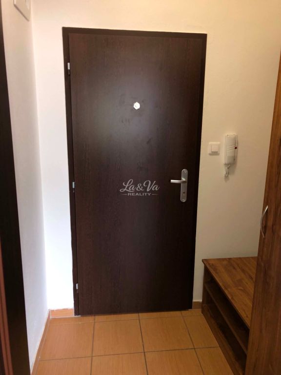 Na predaj veľký apartmán v Podhájskej - 6