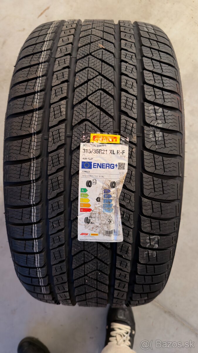 Pirelli Scorpion Winter 275/40 + 315/35 R21 RunFlat - 6