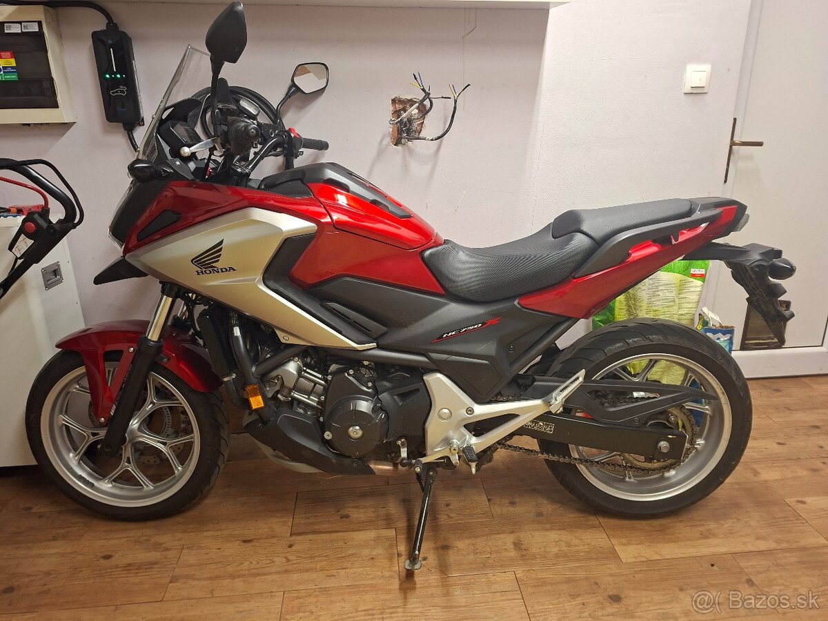 Honda NC750XA - 6