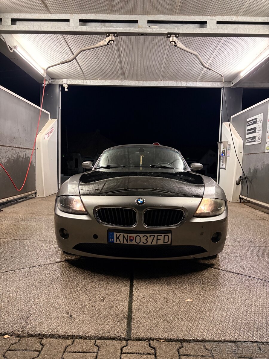 BMW Z4 2.2I - 6