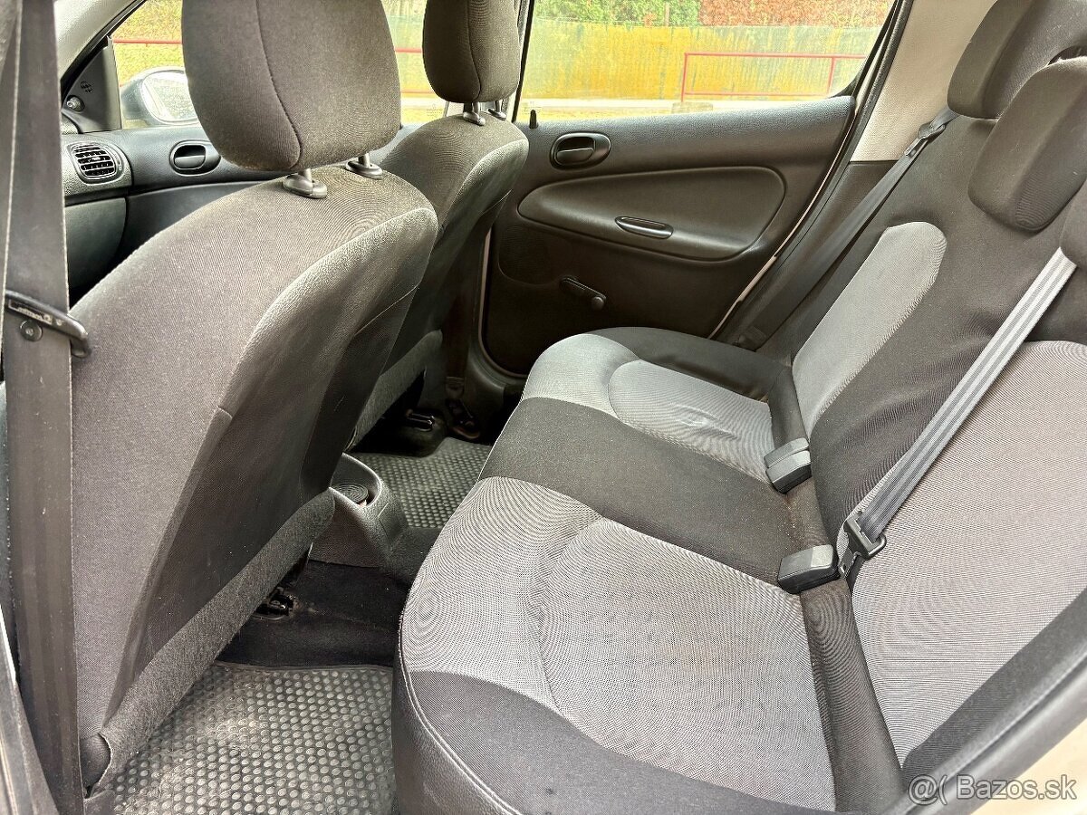 PEUGEOT 206 1.4 - 6
