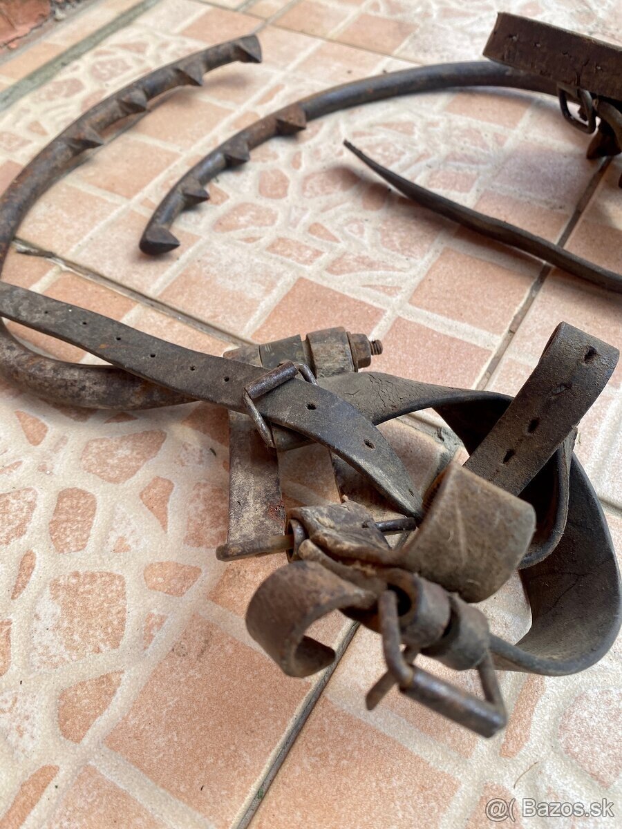 Starožitnosti - spájkovačky, stúpacie železá, vojenský opaso - 6