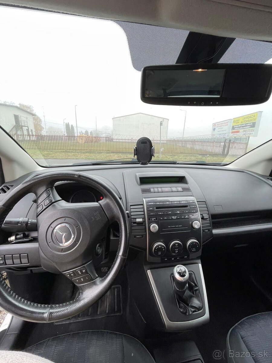Mazda 5 - 6