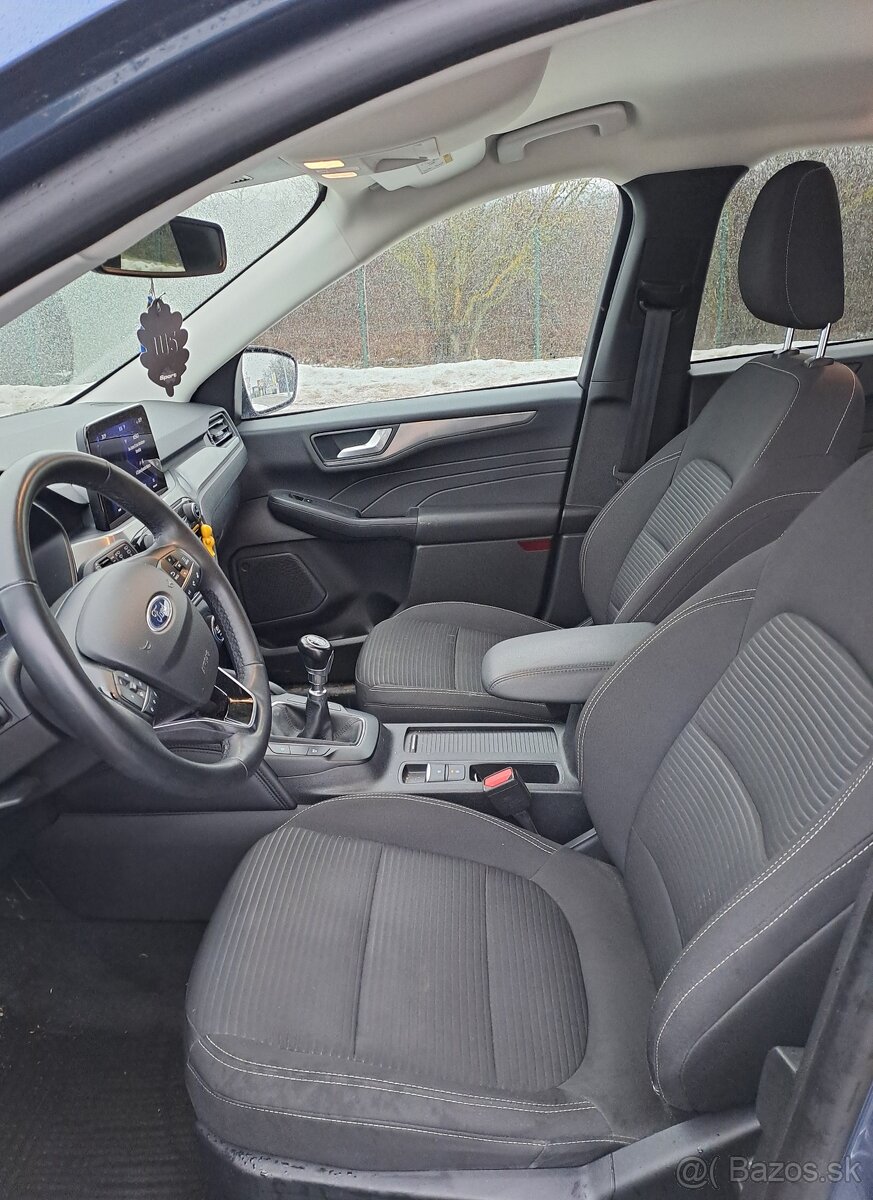 Ford Kuga 2022 1.5 tdci Titanium - 6