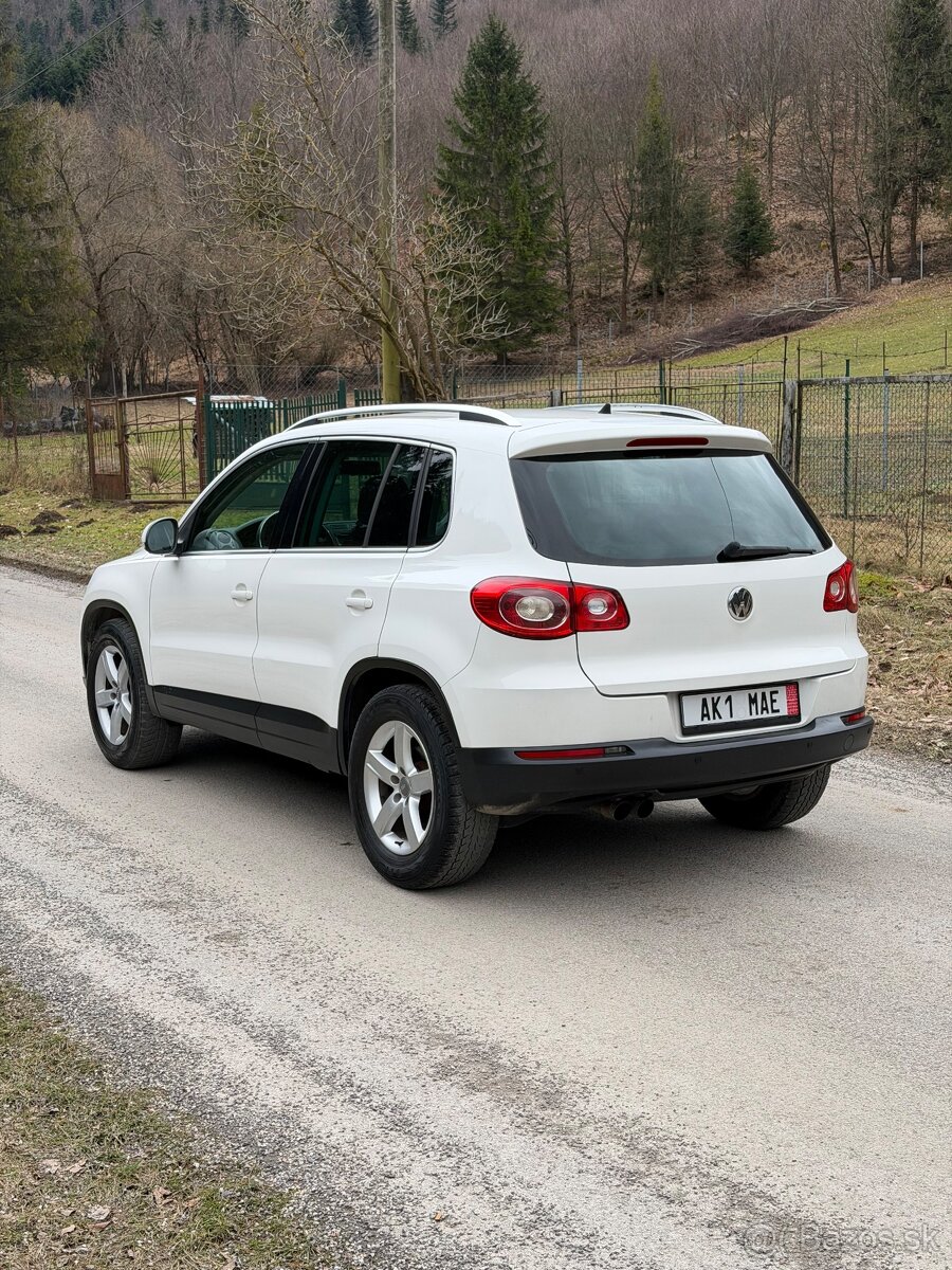 Volkswagen Tiguan 2.0 TDi 4 MOTION DSG - 6