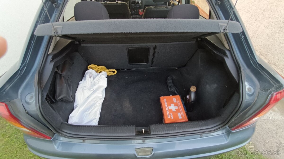 Opel Astra 1.6 benzín 74kw - 6
