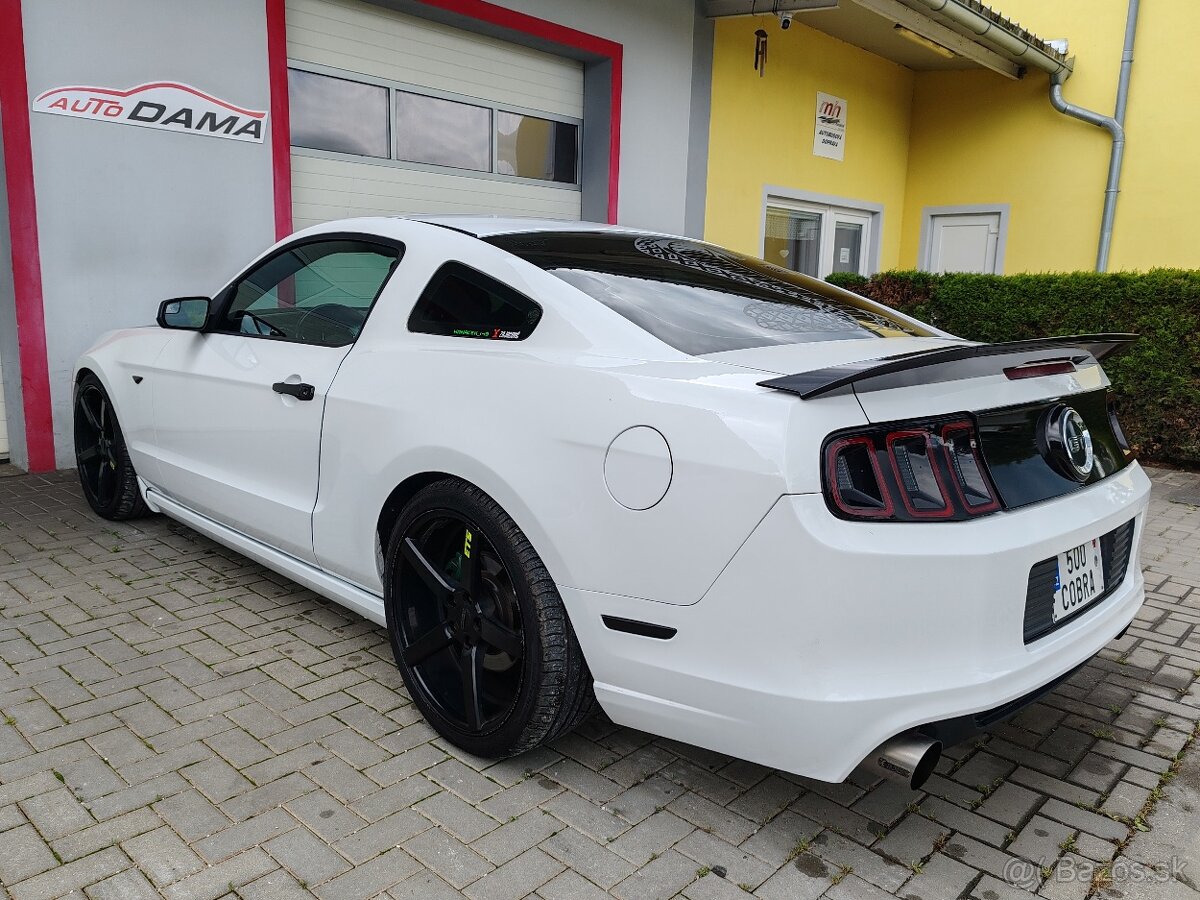 Prodám Ford Mustang 5.0 GT - 6