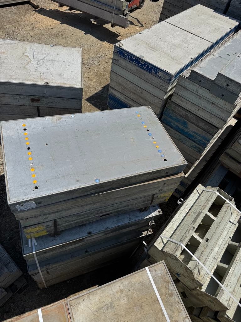 Hlinikove debnenie stienove Doka Alu Framax / Ringer 200m2 - 6