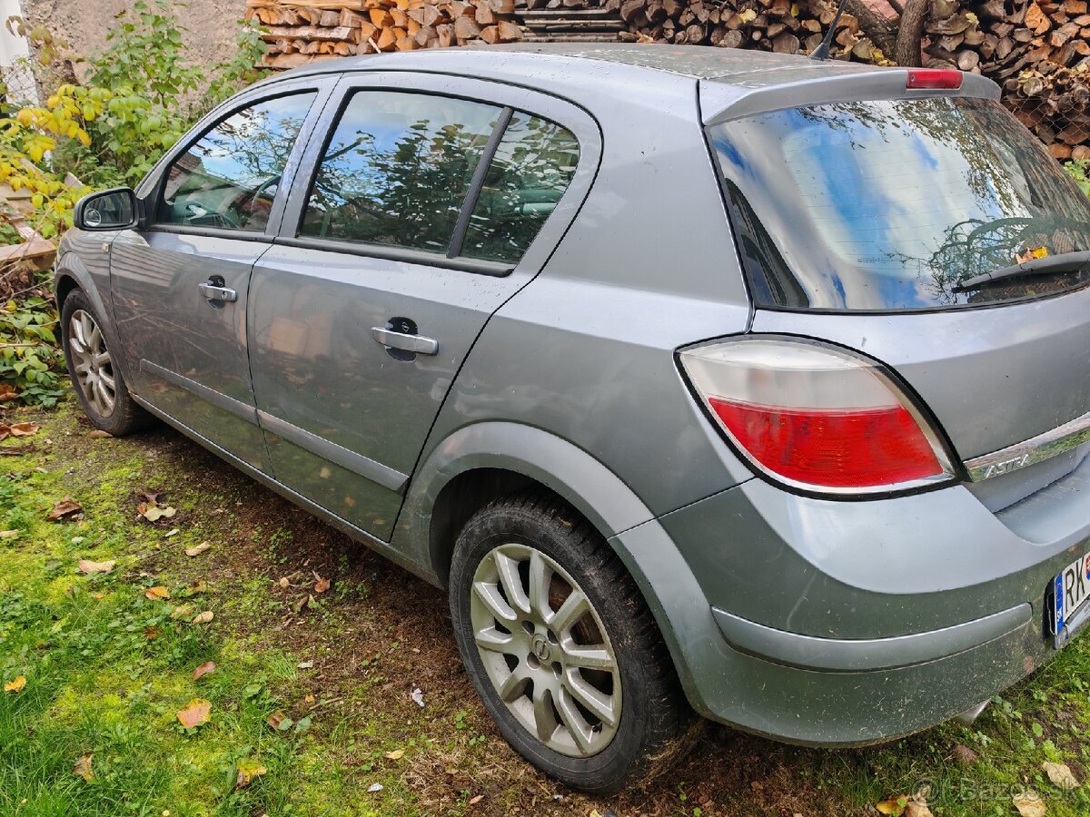 Predám Opel Astra H 2006 - 6