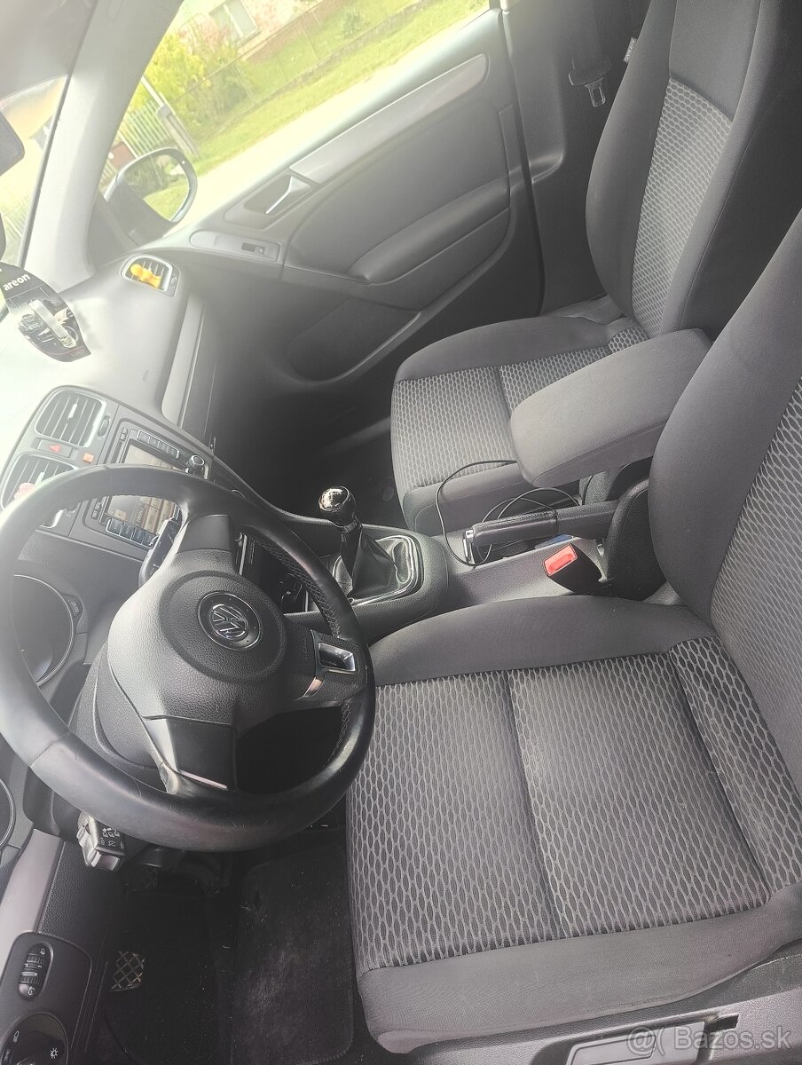 Predám Volkswagen golf 6 - 6