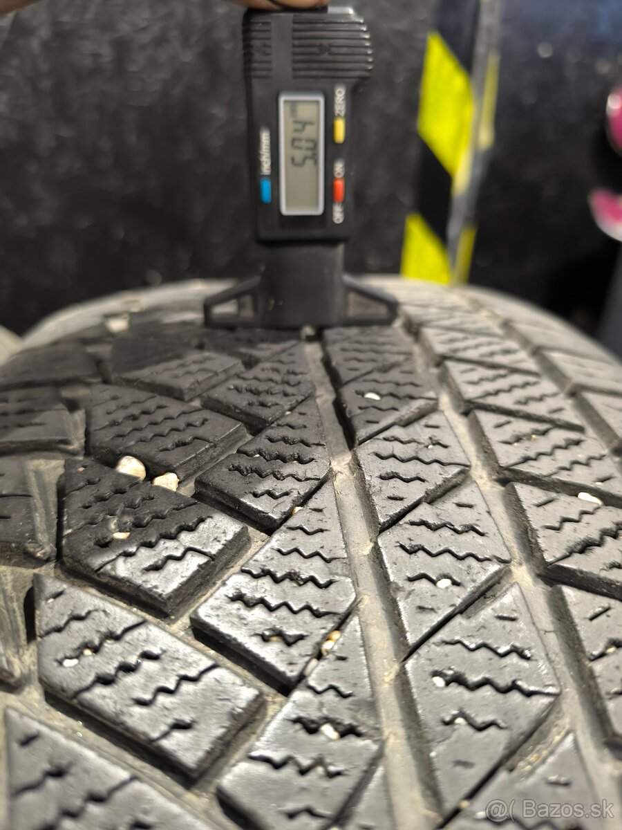 255/70 R16Continental zimne pneumatiky - 6