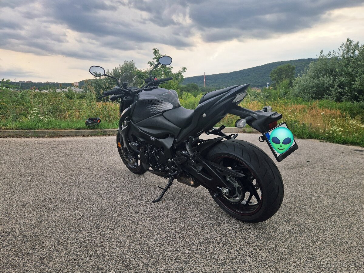 Suzuki GSX-S 1000 - 6