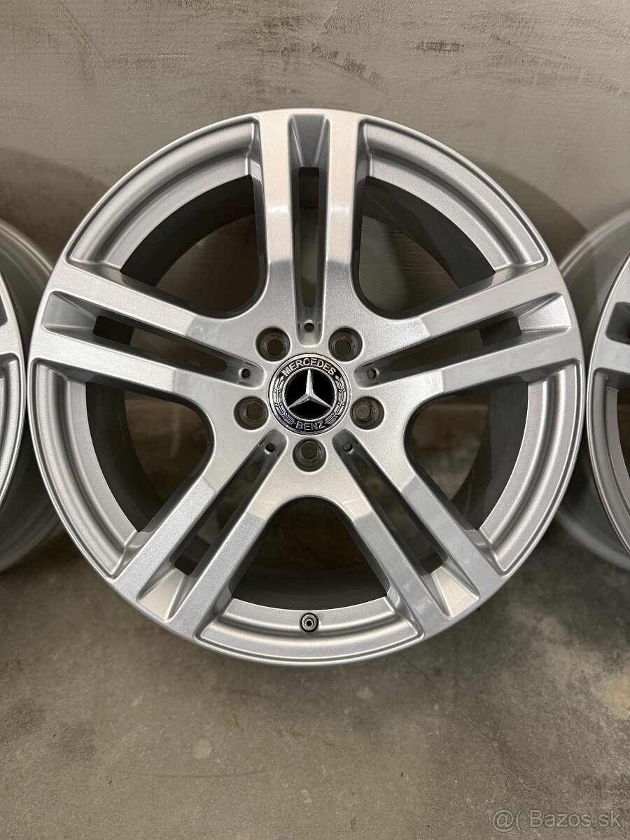 Nepoužité hliníkové disky 5x112 R18 Mercedes GLA Škoda VW - 6