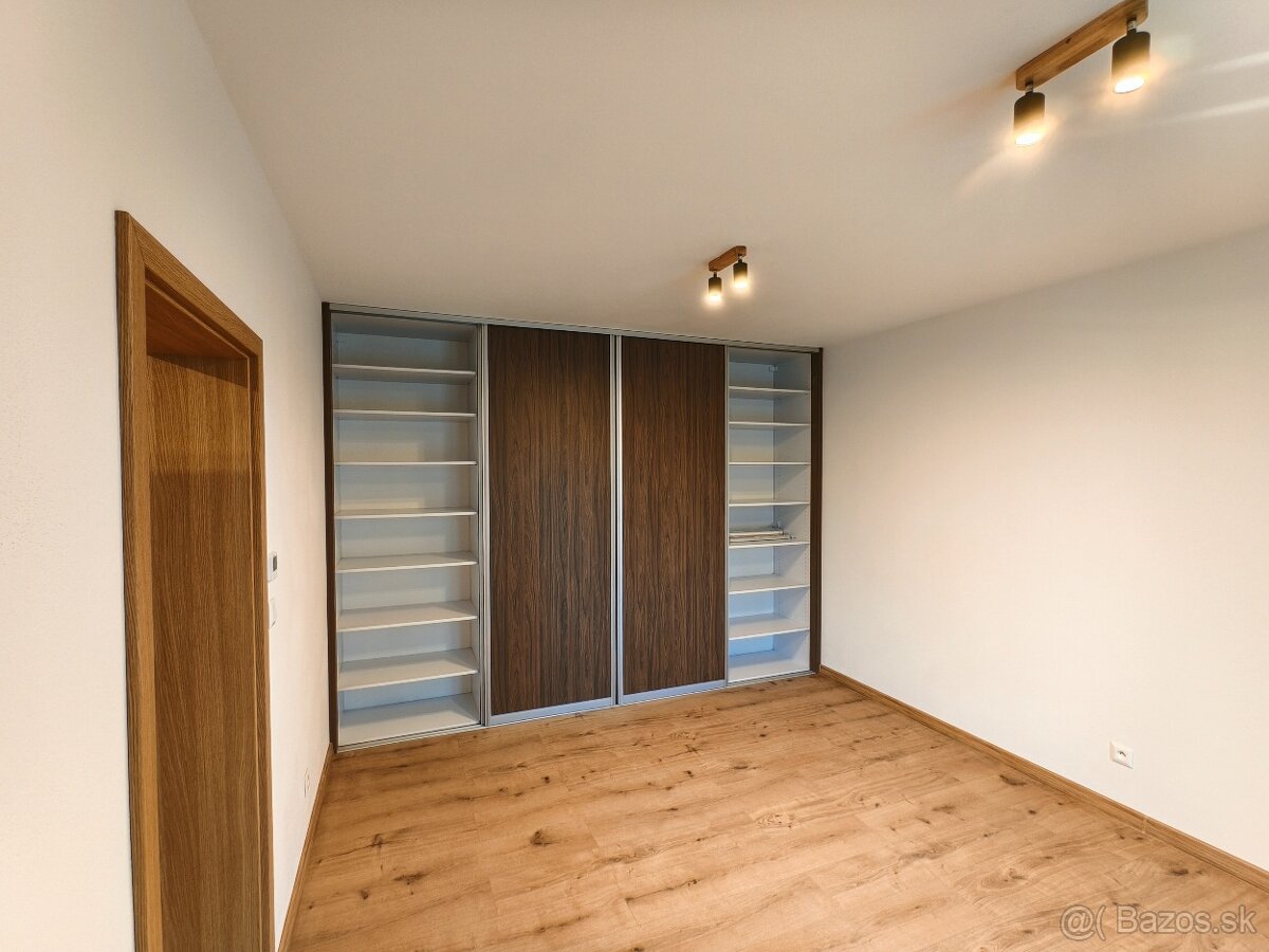 Prenájom 3 izbového bytu - 6
