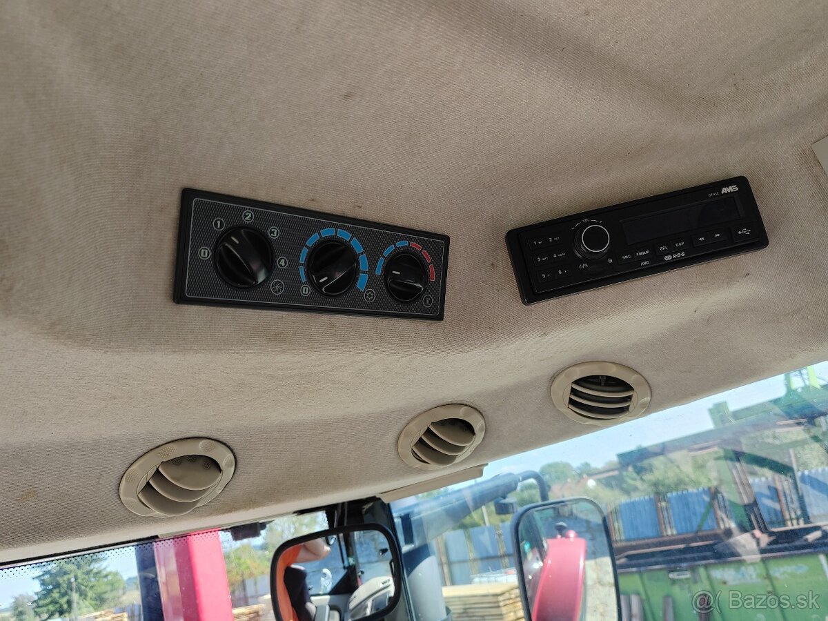 Massey ferguson 5713 S Čelný nakladač - 6