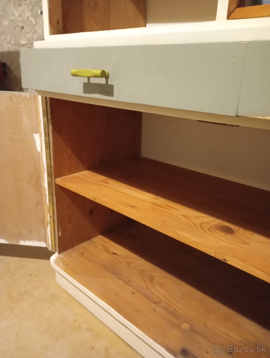 Starý kredenc na chalupu - 6