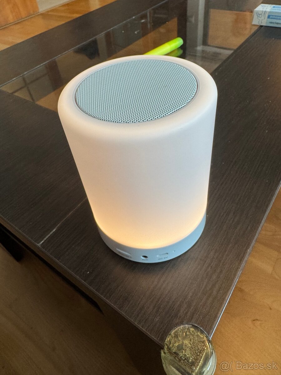 reproduktor bluetooth s funciou LED lampicky - 6