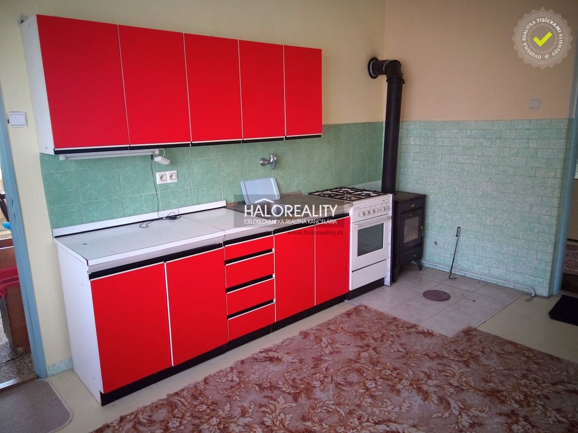 HALO reality - Predaj, rodinný dom Diviaky nad Nitricou - EX - 6