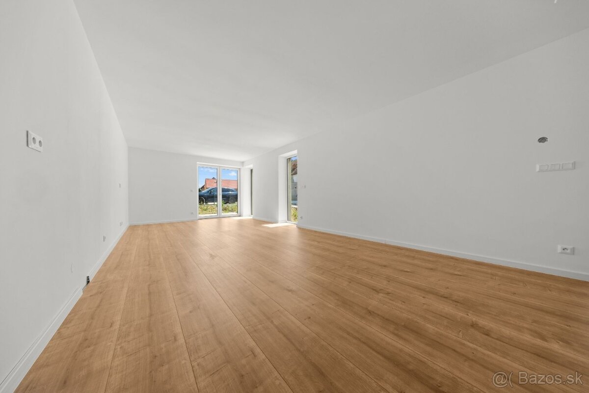 Priestranný 3-izbový byt v obci Viničné na predaj - 6