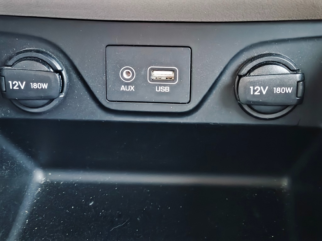 Predam Hyundai Tucson 2WD 1.7 CRDi PREMIUM - 6