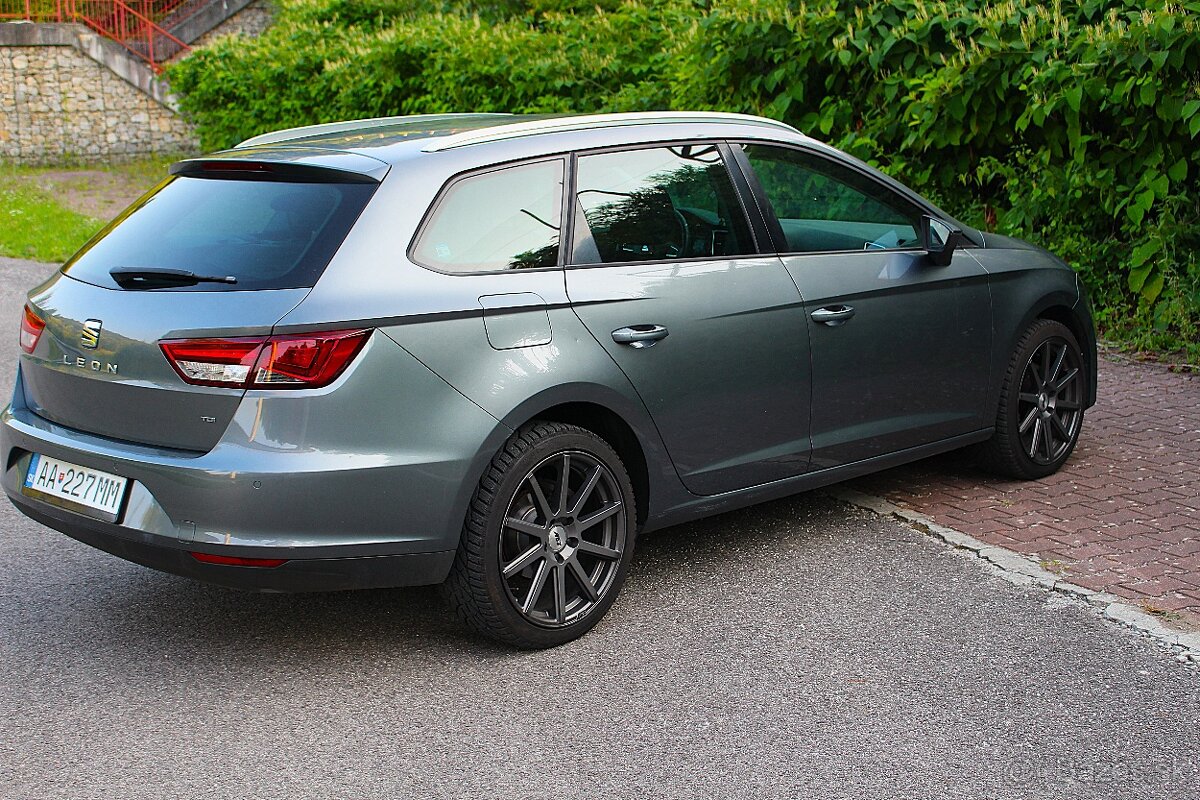 SEAT...LEON...STYLE.....1.6tdi.....77KW.......MANUAL....2013 - 6