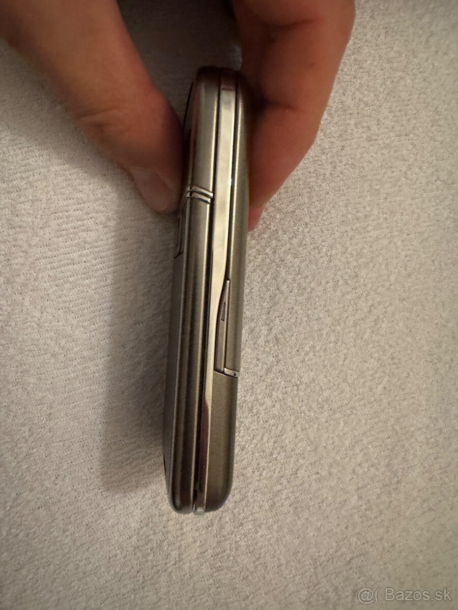 Nokia 8800 Carbon Arte top stav - 6